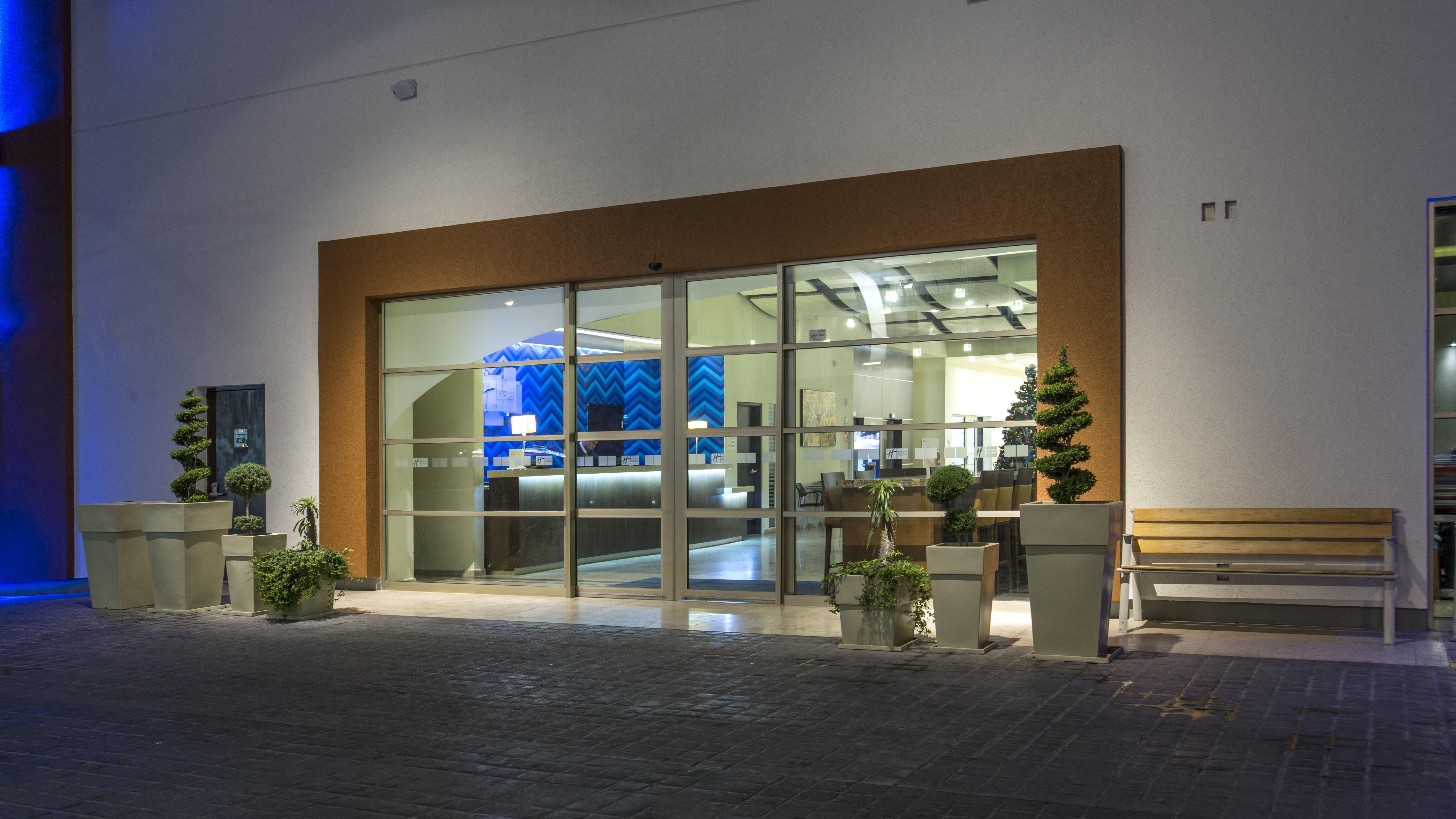 Holiday Inn Guadalajara Patria-Universidad By Ihg Zapopan Exterior foto
